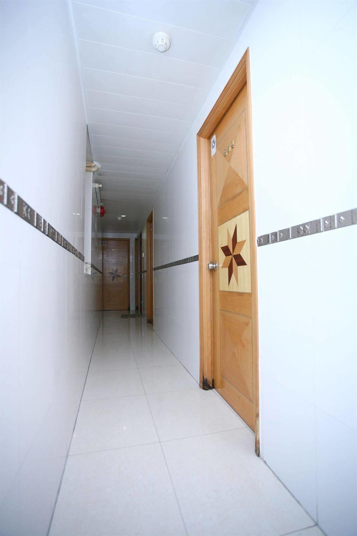 Pay-Less Guesthouse Hong Kong Exterior foto